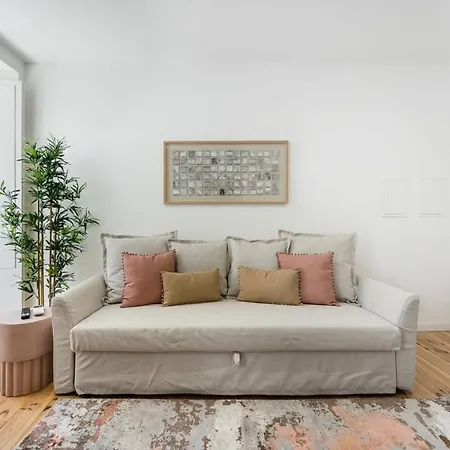 Guestready - A Charming Near Paco Escolas *